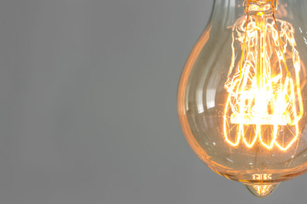 Aprender de la Luz a ser luz: