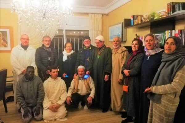 LES CŒURS UNIS CRÉENT LA PAIX : RIBAT EL-SALAM