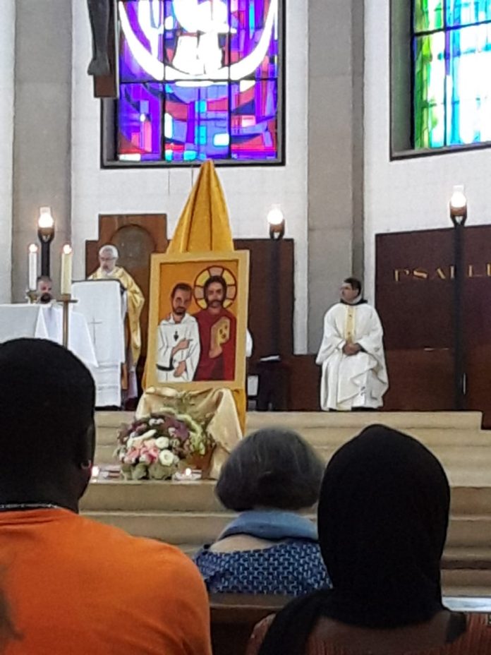 4E91F694-1D83-45E3-855F-6DF18C131DBC