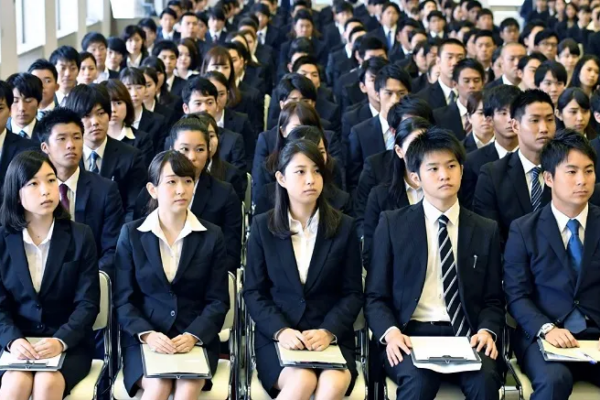 De Japón a Marruecos: desnudando sus sociedades