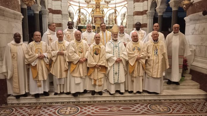 94C02075-5ECD-42F0-9BE4-473760F49BAC