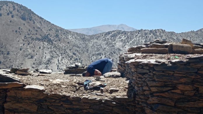 F41F9F10-6A35-4C4D-B717-95956D45DC3D