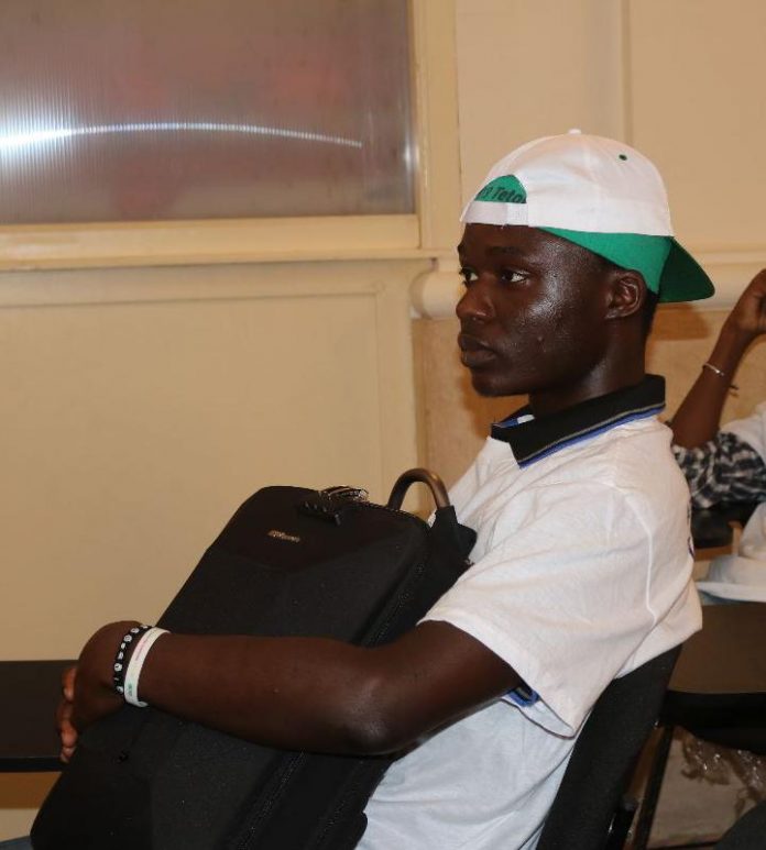 Augustin JMJ detalle