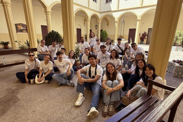 Alumnos de la Universidad Francisco de Vitoria hacen voluntariado en la Archidiócesis de Tánger