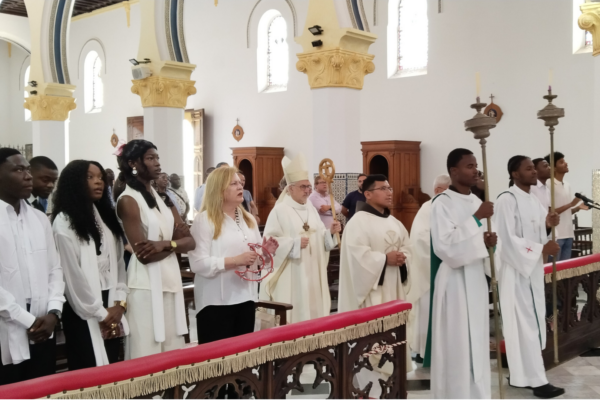 Corpus Christi y confirmaciones en Tetuán